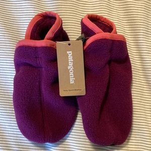 Patagonia synch baby booties